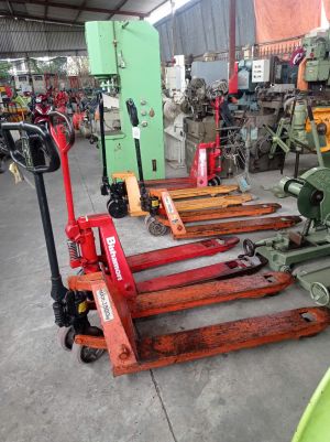 Xe nâng tay 1.5 - 2T