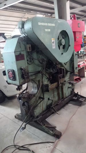 Đột 5 chức năng SHOWA V130