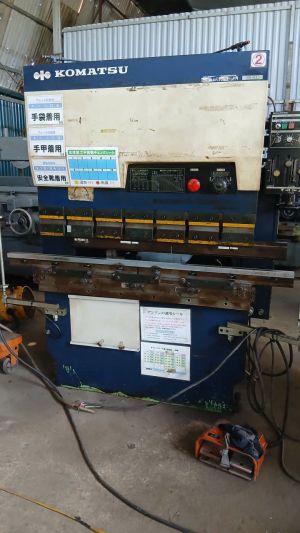Máy chấn 35T KOMASU cũ NC