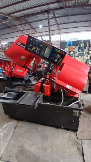 Máy cưa Amada 300 cấp phôi tự động 