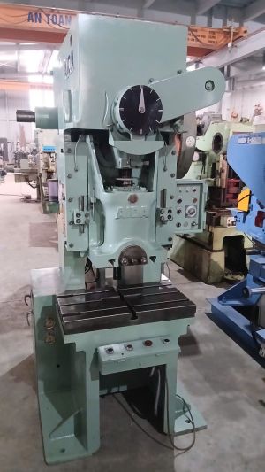 Dập li hợp AIDA 30T