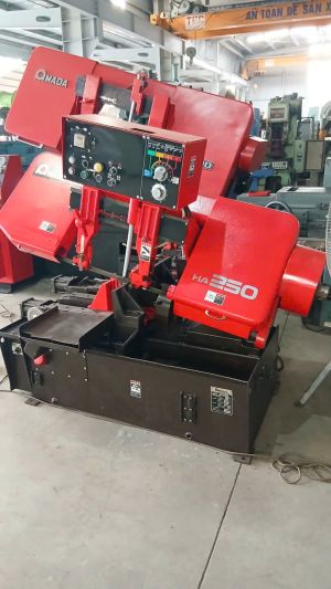 Máy cưa tự động AMADA HA250